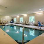 Cobblestone Hotel & Suites - Harborcreek